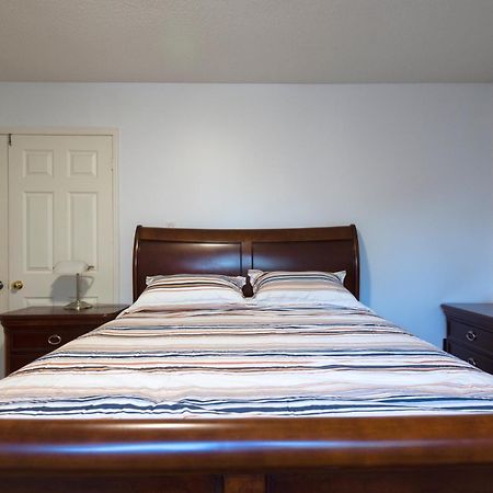 The Comfort Stay At City Of Pickering Bagian luar foto